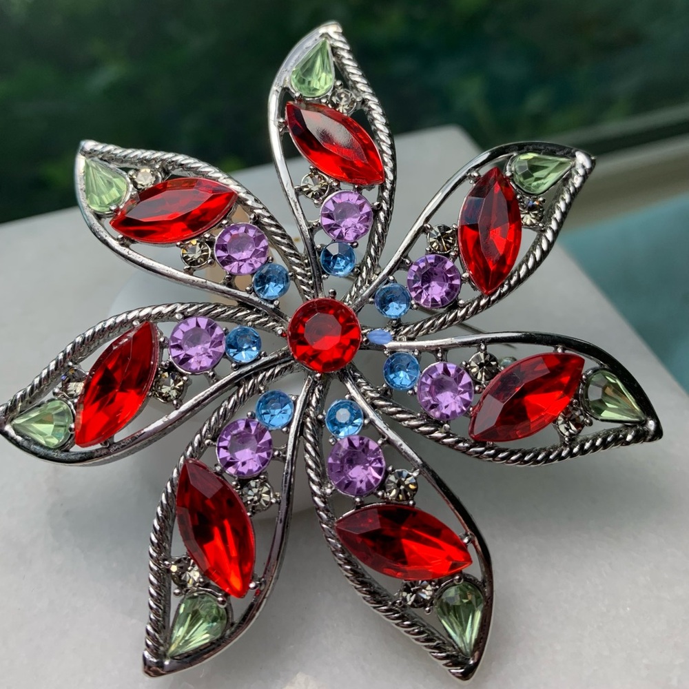 Vintage Multi-Color Rhinestone Flower Brooch 🌸 Silver Tone, Red Marquise